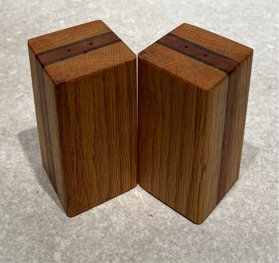Wooden S + P