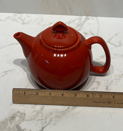 Chantal Teapot