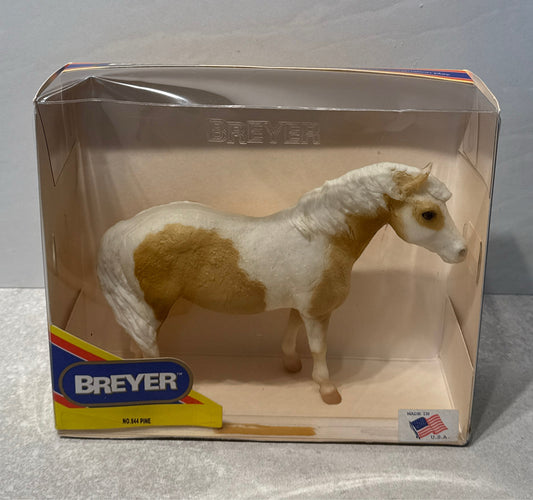 Breyer Horse 944 Pine