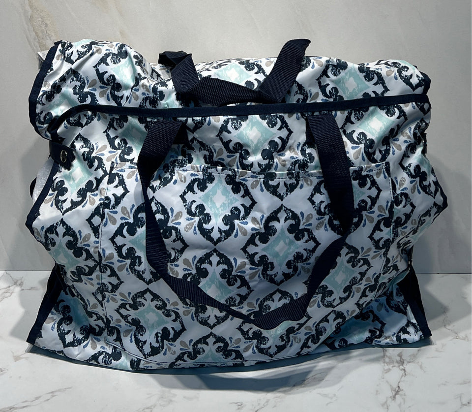 Thirty-One Garment Bag