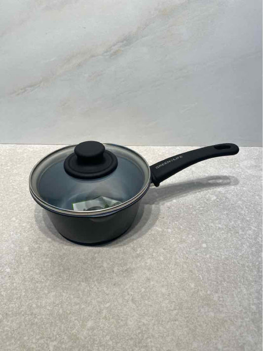 Green Life Covered Pot