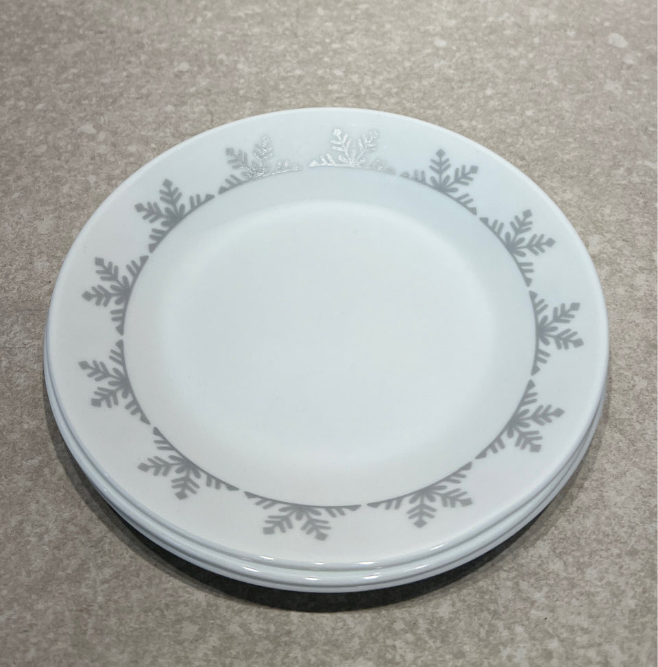 Set of 3 Corelle Plates