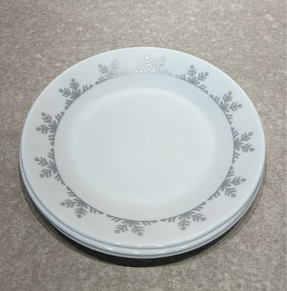 Set of 3 Corelle Plates