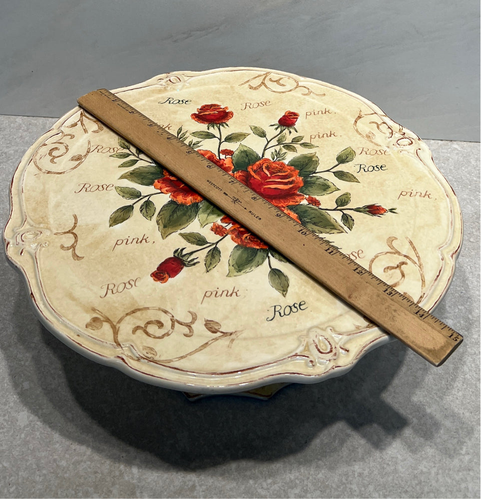 Classic Rose Cake Dish