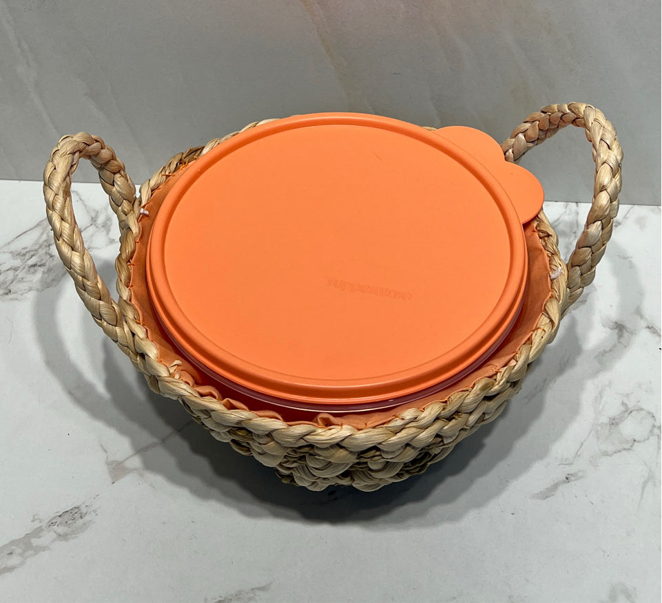 Tupperware Container with Basket