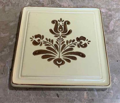 Pfaltzgraff Trivet