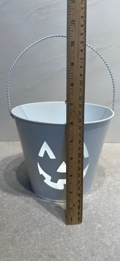 Bucket