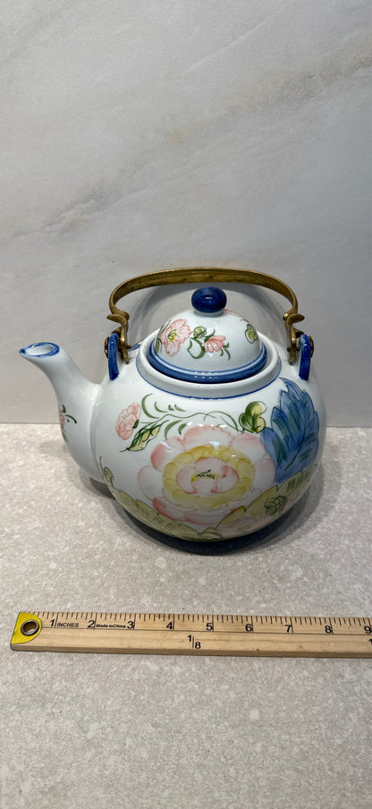 Teapot