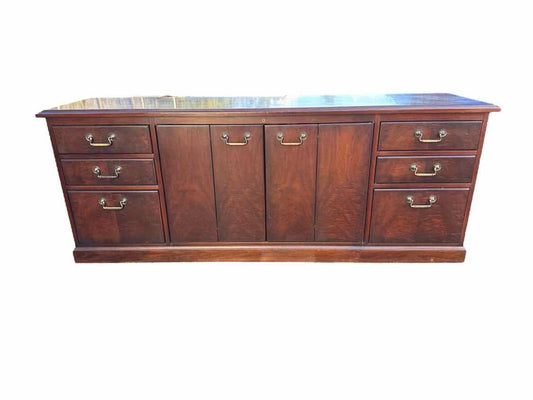 Credenza