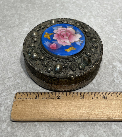 Covered Trinket Holder