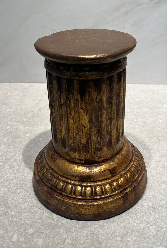 Pillar