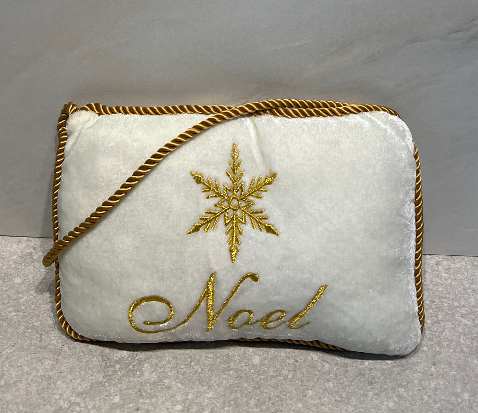 Noel Pillow