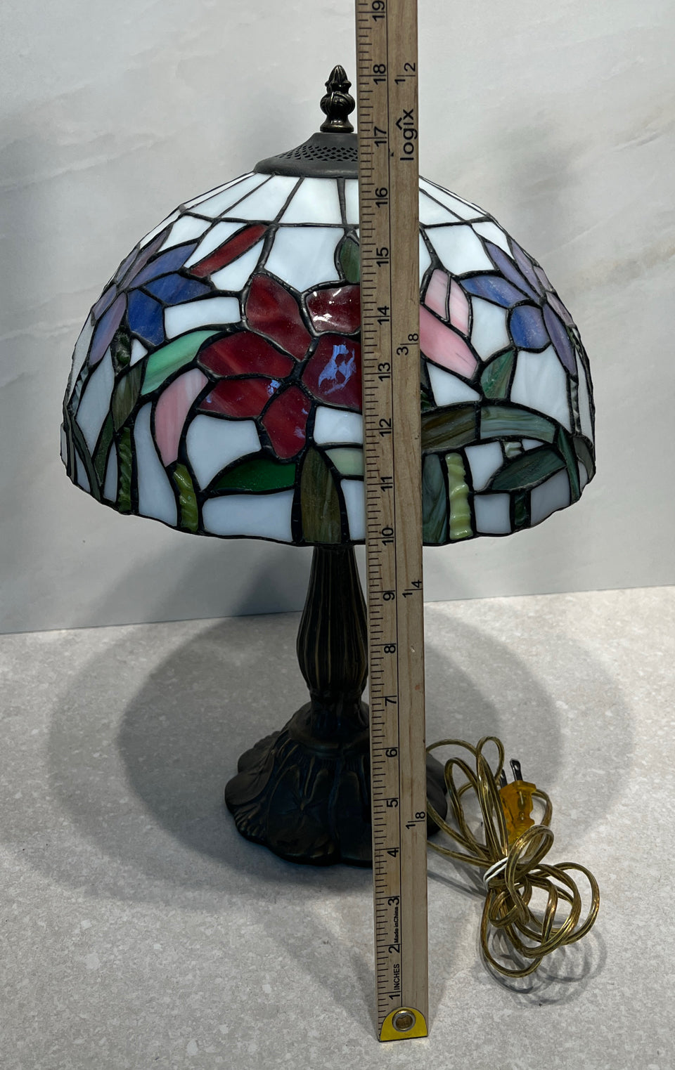 Tiffany Style Stain Glass Lamp
