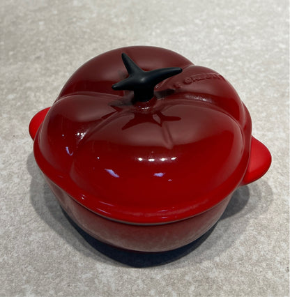 Le Creuset Petite Tomato Casserole