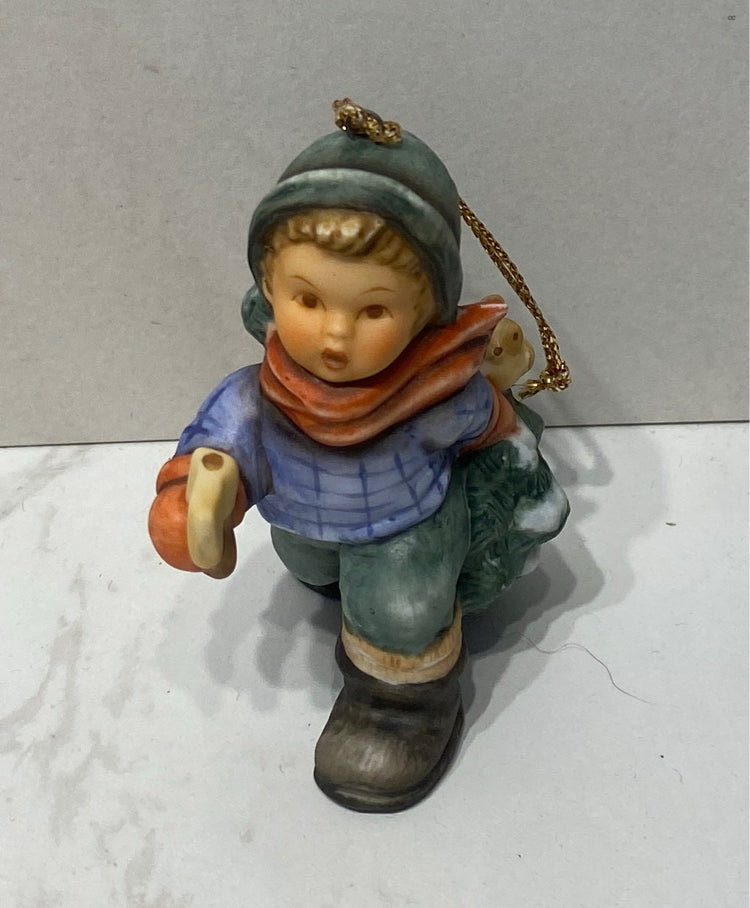 Hummel Ornamnet