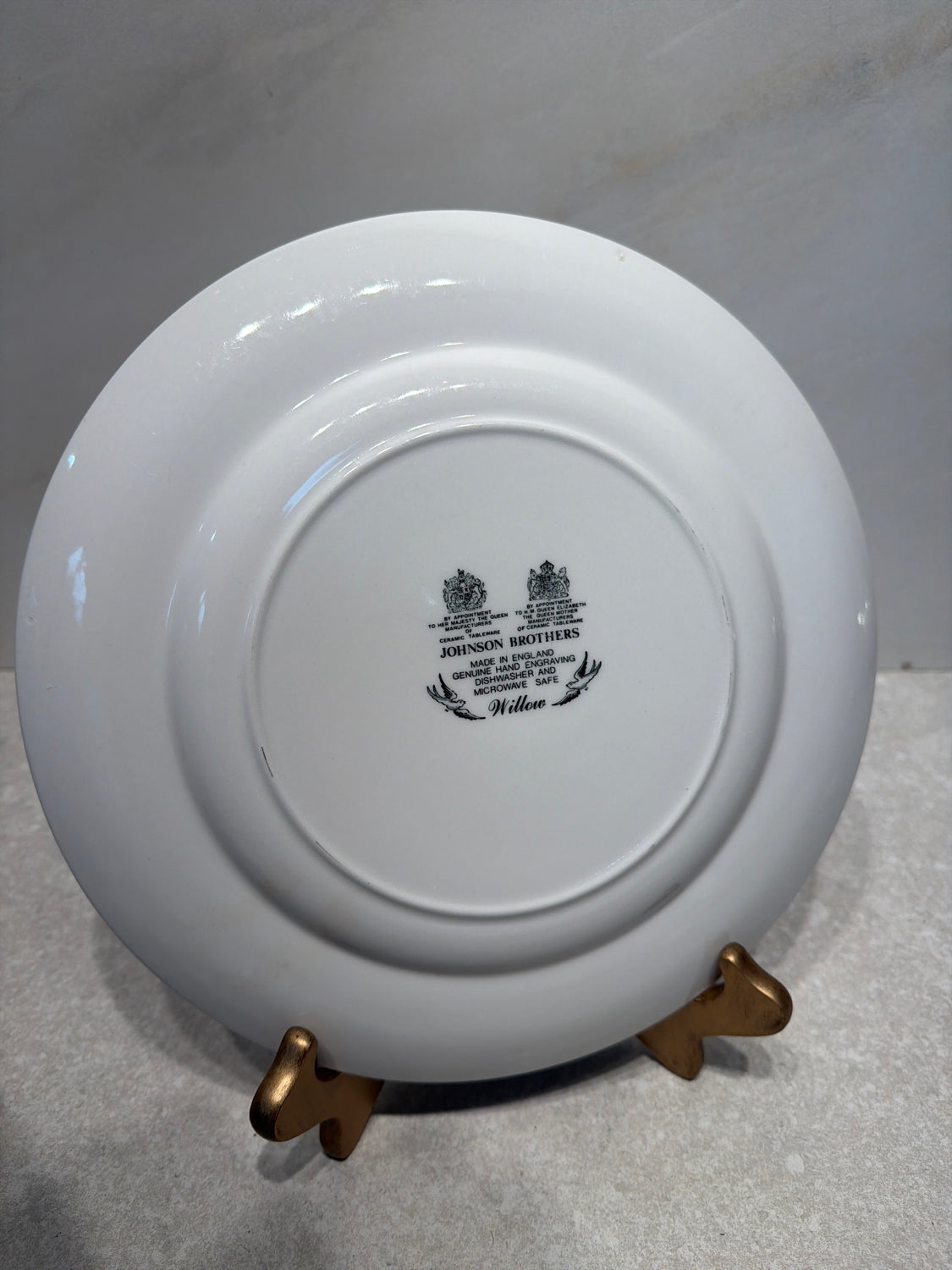 Johnson Bros. Blue Willow 10" Plate