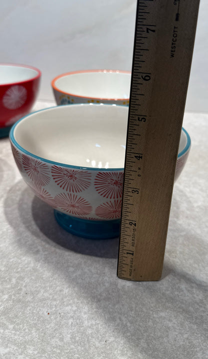 Set of 4 Pioneer Woman Bowls