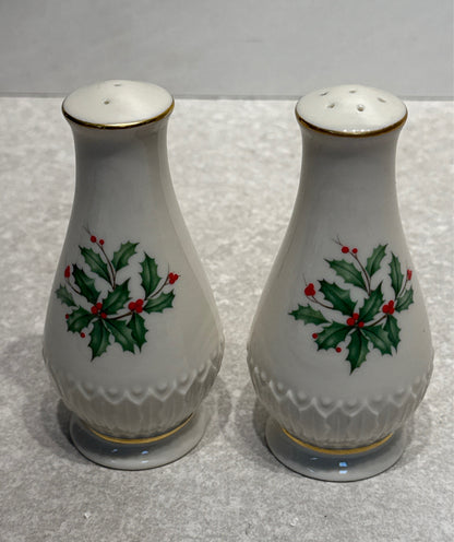 Lenxo Holiday Salt And Pepper Shakers