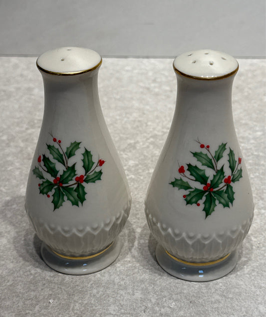 Lenxo Holiday Salt And Pepper Shakers