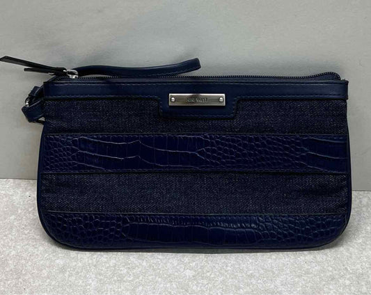 Nine West Wristlet