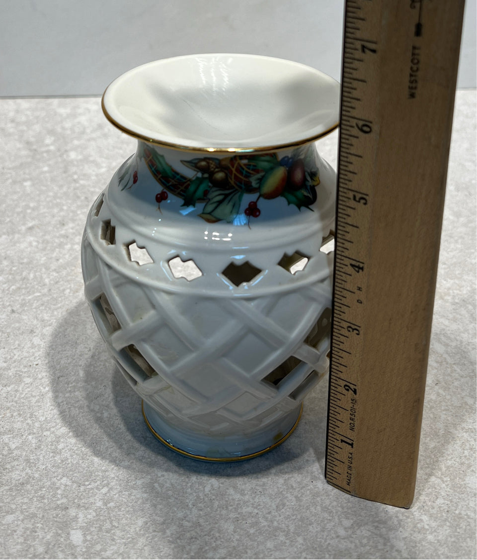 Lenox Holiday Tartan Candledleholder