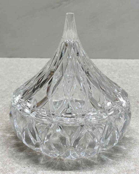 Shannon Crystal Covered Dish