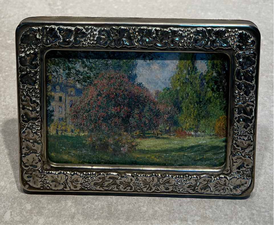 Frame