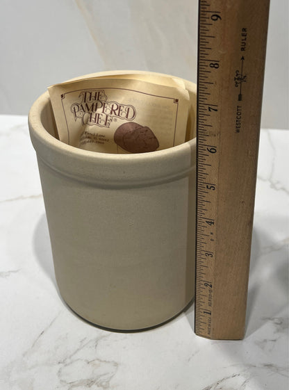 Pampered Chef Baking Crock