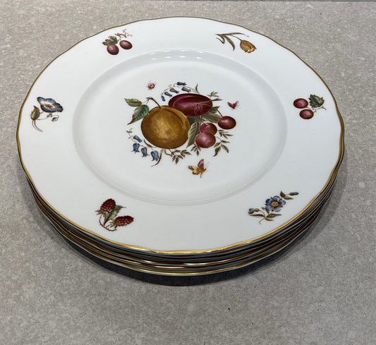 Set of 6 Early Worcester Dinner Plates