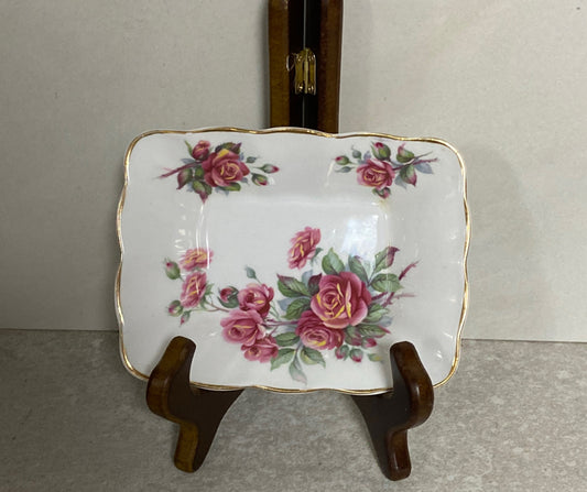 Royal Albert Plate