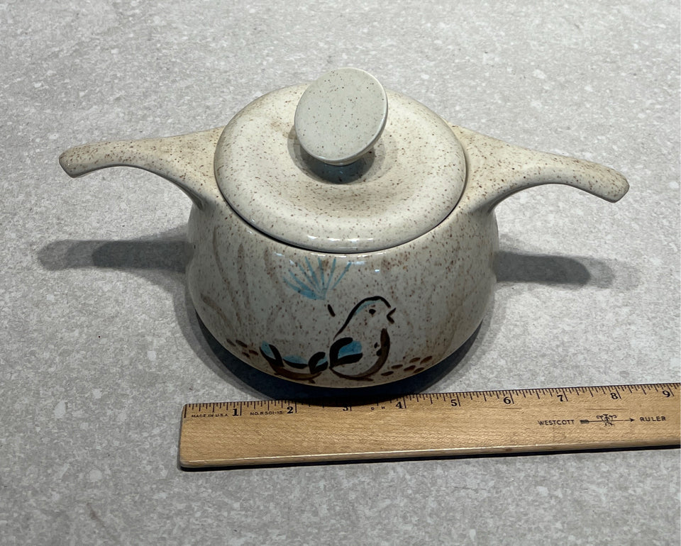Red Wing Bob Covered Bean Pot