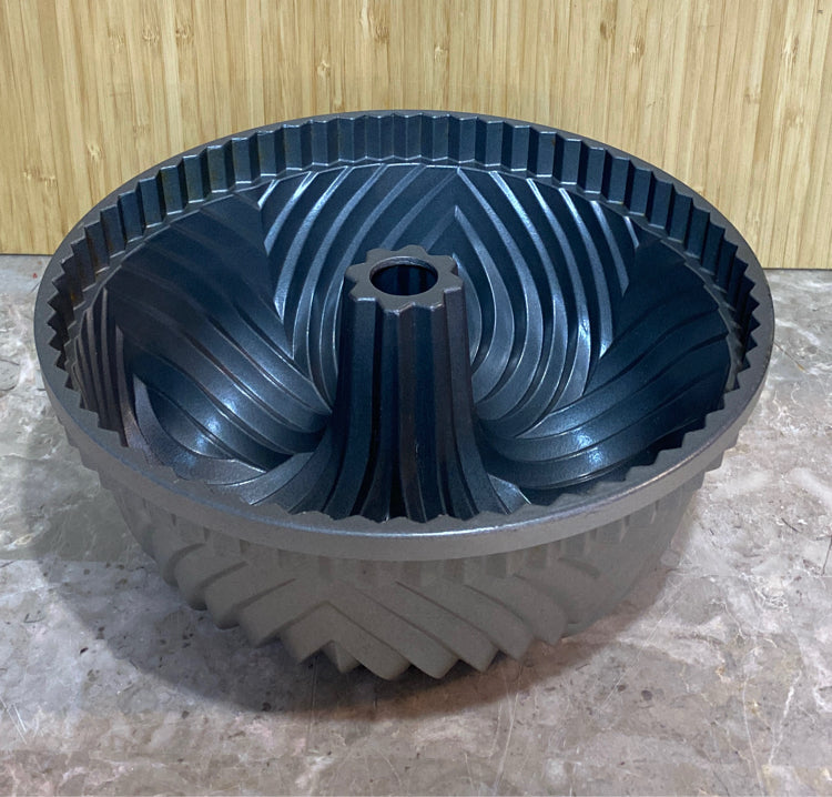 Bundt Pan
