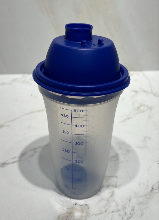 Tupperware Shaker