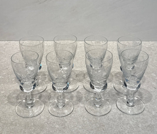 Set of 8 Glasses