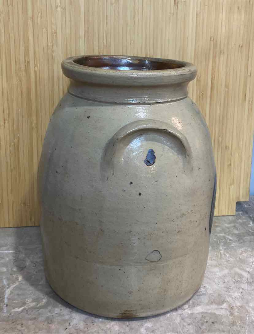 JS Taft Keene NH Crock - as found