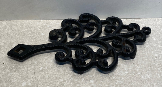 Trivet