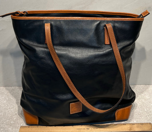 Dooney and Bourke Handbag