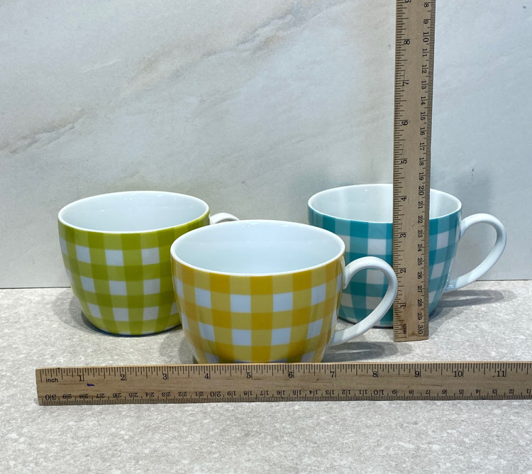 Set of 3 CRate and Barel Mugs