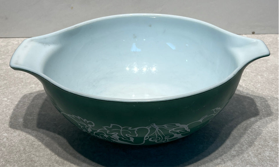 Pyrex Bowl - as is