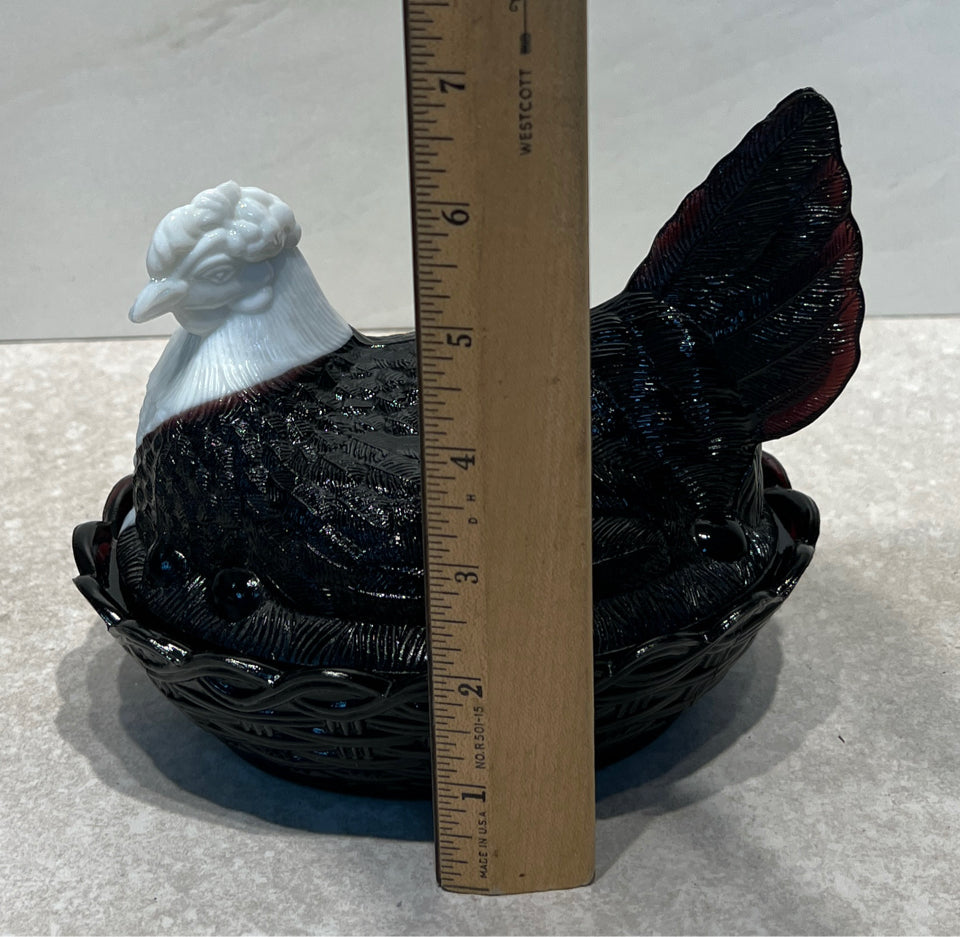 Covered Amethyst & White Slag Hen