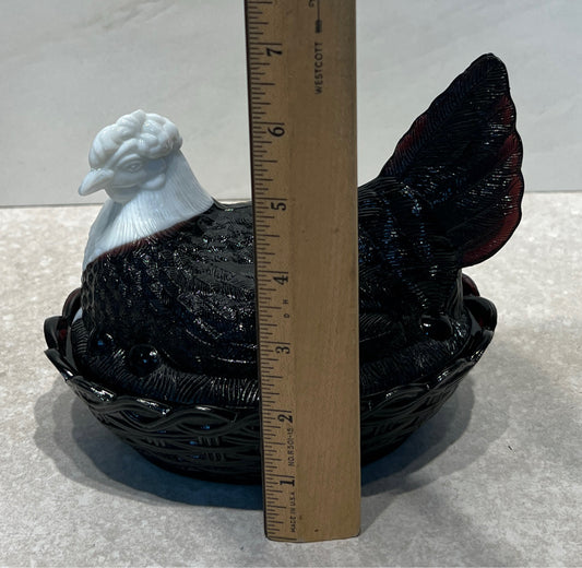 Covered Amethyst & White Slag Hen