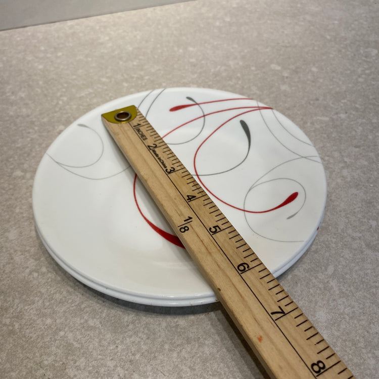 Set of 2 Corelle Plates