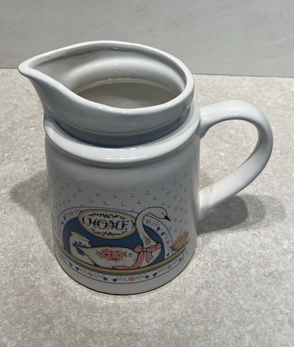 Duck Pitcher