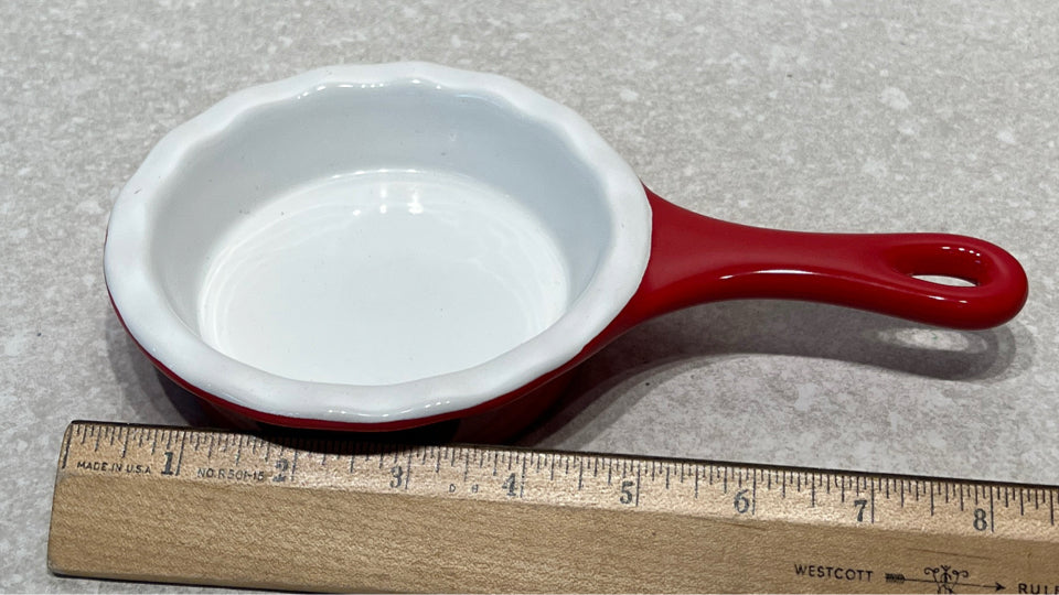Handled Dish