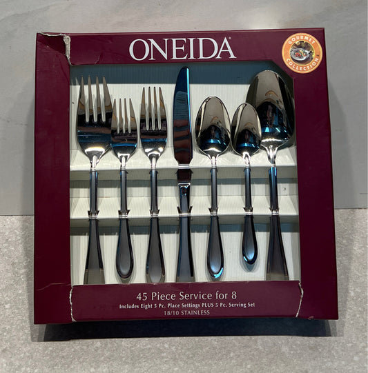 Oneida Service for 8