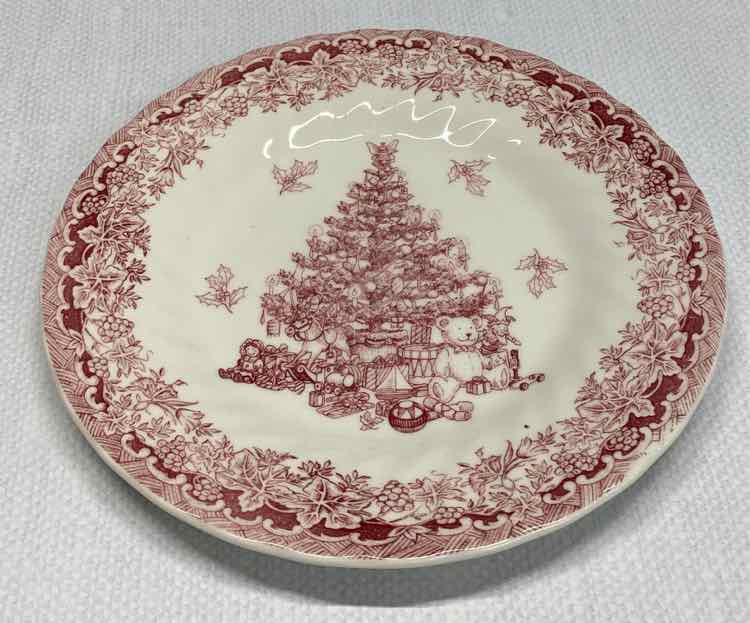 Queen's Seasons Greeetings Salad Plate