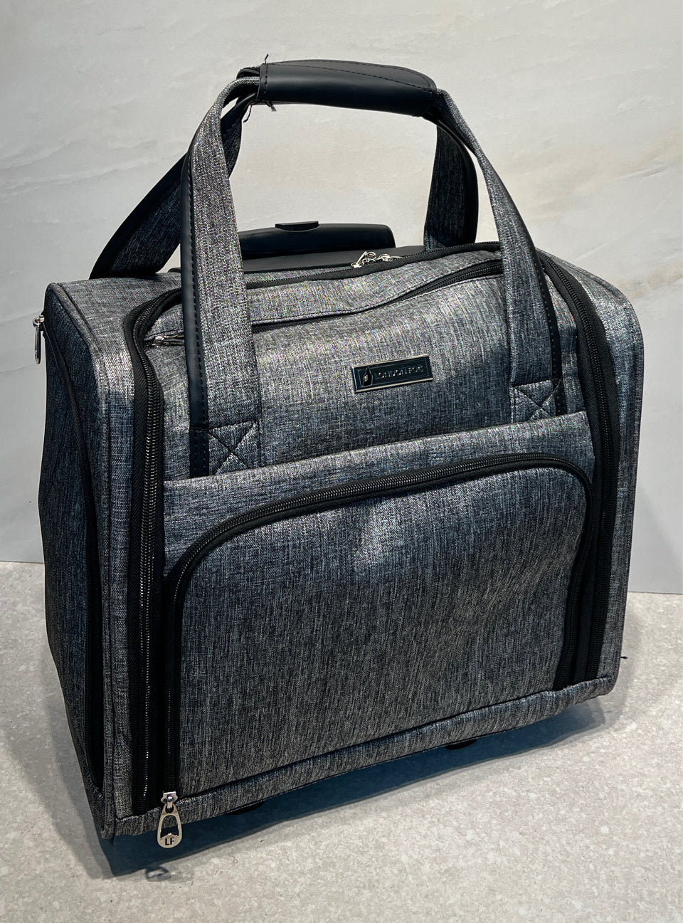 London Fog Bag on Wheels