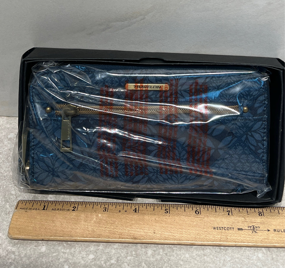 Travelon Wallet