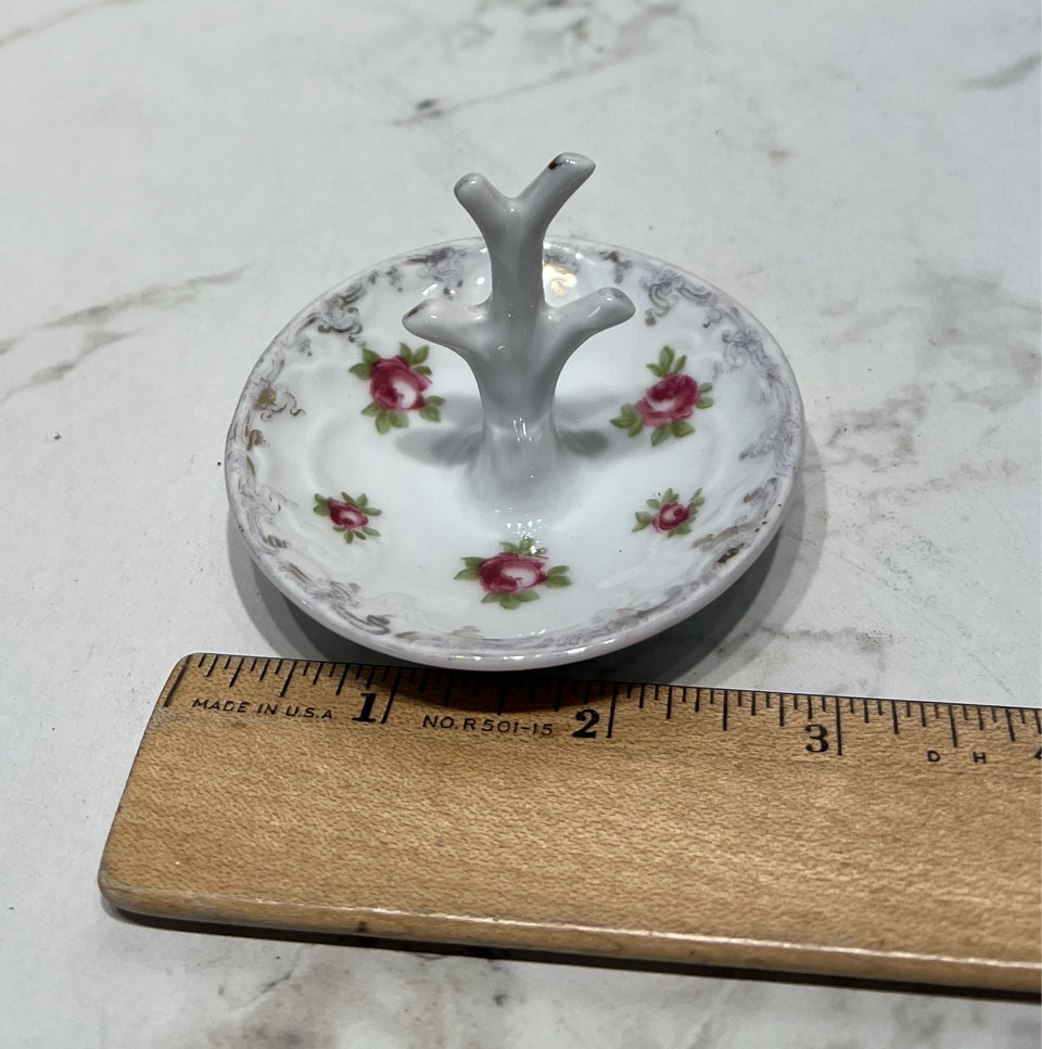 Ring Holder