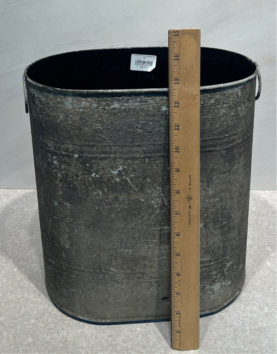 Pail
